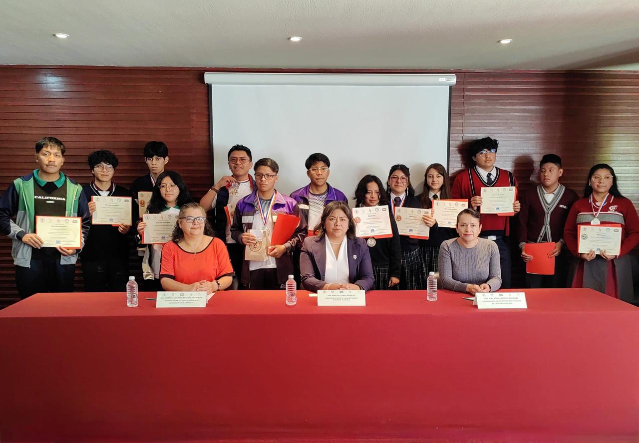 Premian en la UATx a ganadores de fase local de la XXXIV Olimpiada Estatal de Biología